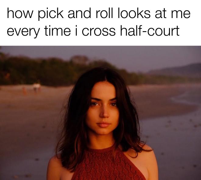 File:Ana de Armas Beach Look meme 4.jpg
