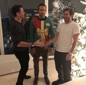 Ryan Reynolds Between Hugh Jackman and Jake Gyllenhaal: blank meme template #2